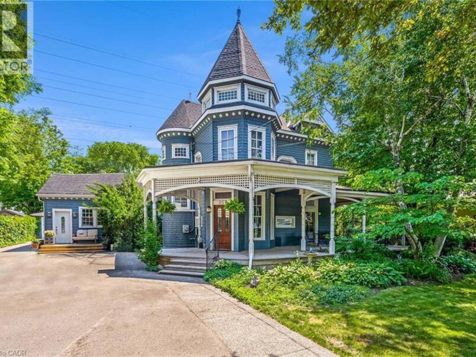 957 BEACH Boulevard, Hamilton, Ontario L8H 6Z7