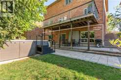 12 BUMAN Court | Barrie Ontario | Slide Image Three