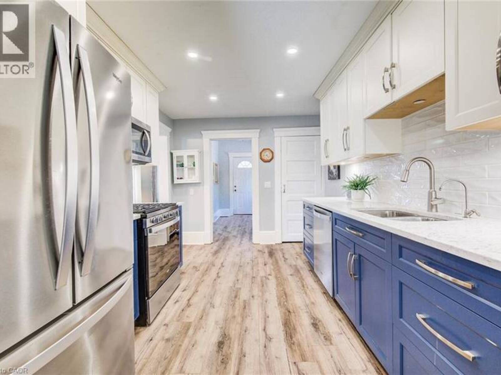 96 HOME Street, Stratford, Ontario N5A 1Z7