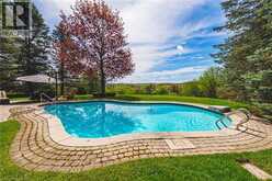 2 ANSLOW Court | Dundas Ontario | Slide Image Forty-seven