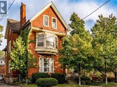 95-97 S FAIRHOLT Road S Hamilton Ontario, L8M 2T6