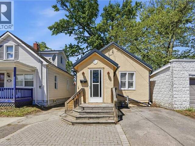 15 KENT Street Welland Ontario, L3B 3G9 - 2 Bedrooms Home For Sale
