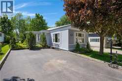 120 MAPLE Crescent | Hamilton Ontario | Slide Image Thirty-five
