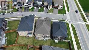 7 GRIERSON Trail | Waterdown Ontario | Slide Image Fifty