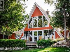 68 PARKER ISLAND Road Lion's Head Ontario, N0H 1W0
