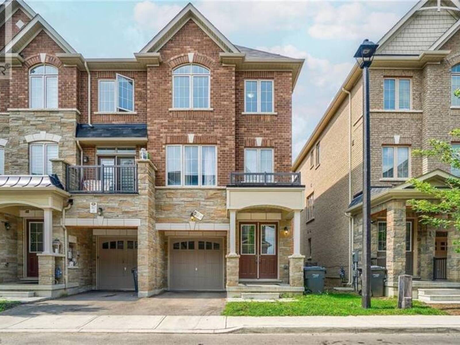 14 FAYE Street, Brampton, Ontario L6P 4M9