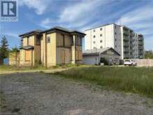 968 & 970 COLBORNE Street | Brantford Ontario | Slide Image Nine
