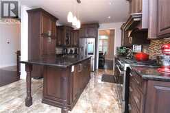 708 WINSTON Road | Grimsby Ontario | Slide Image Fifteen