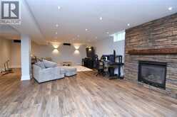708 WINSTON Road | Grimsby Ontario | Slide Image Thirty-four