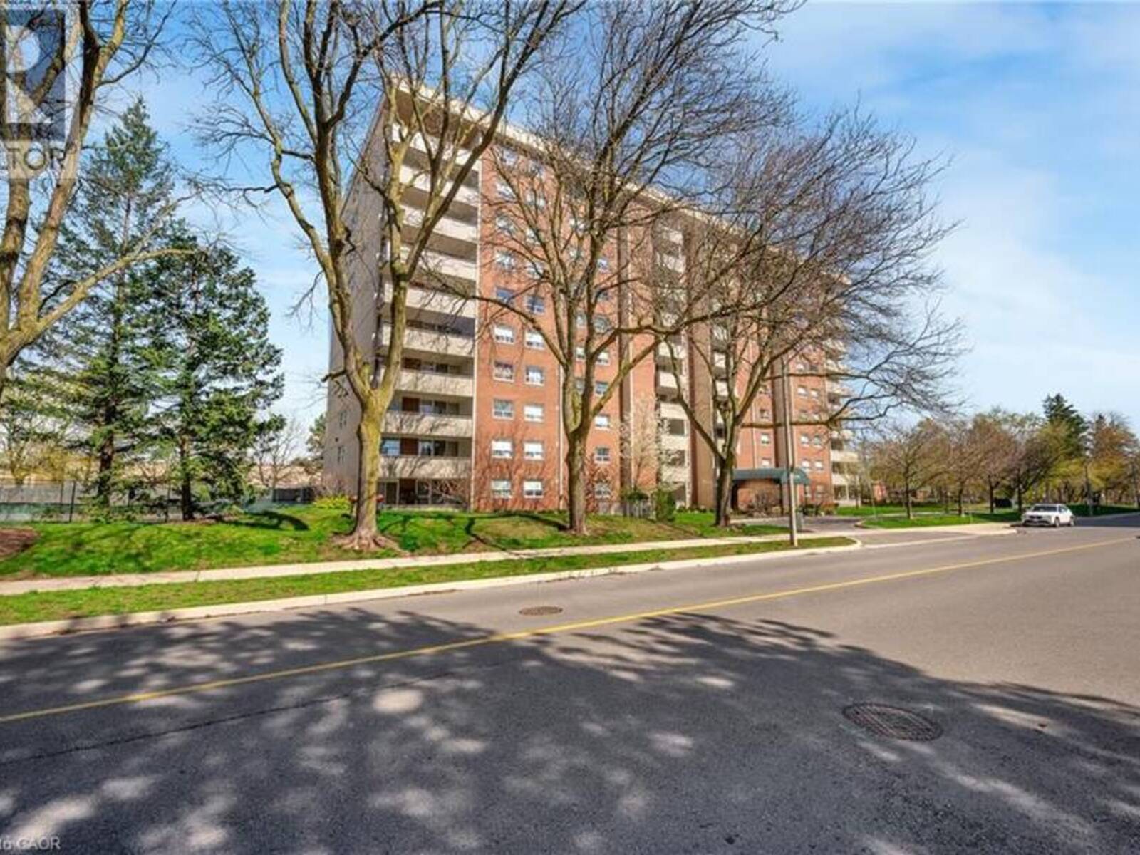 1425 GHENT Avenue Unit# 308, Burlington, Ontario L7S 1X5