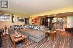 18 DENNIS Avenue | Waterdown Ontario | Slide Image Thirteen