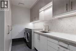 865 GLENWOOD Avenue | Burlington Ontario | Slide Image Thirty