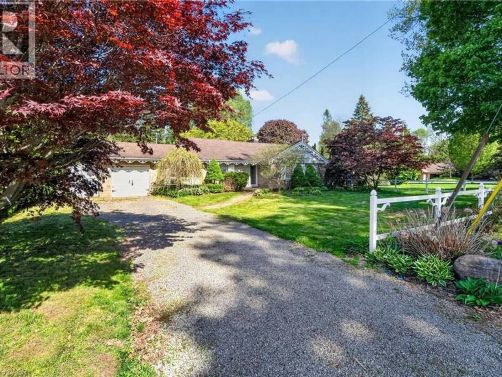 53 LOVERS Lane, Ancaster, Ontario L9G 1G5