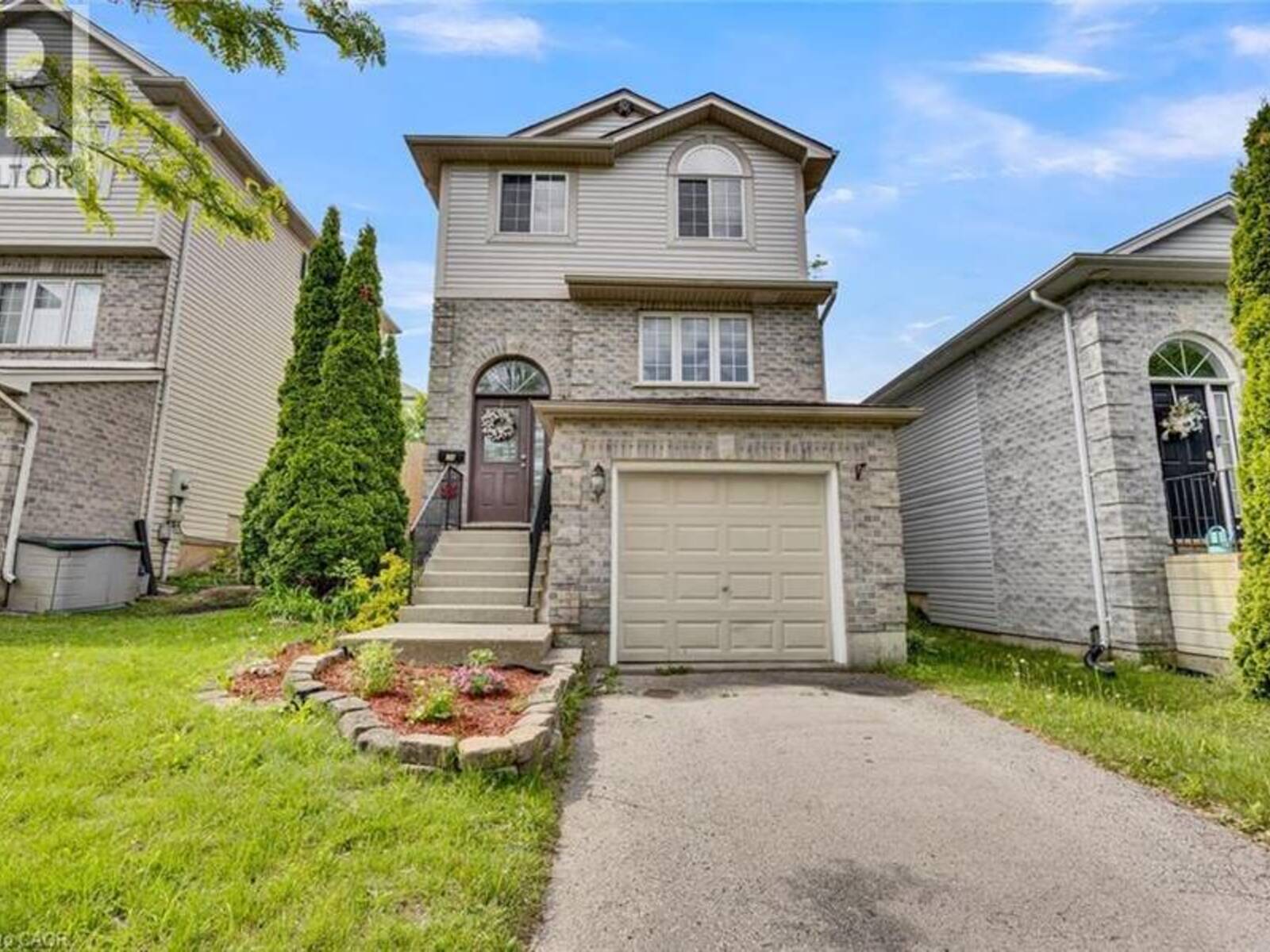 34 PHAIR Crescent, London, Ontario N5Z 5B5