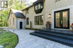 18 ELDER Crescent | Ancaster Ontario | Slide Image Eight