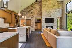 981 MINERAL SPRINGS Road | Ancaster Ontario | Slide Image Eight