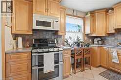 192 PARKDALE Avenue S | Hamilton Ontario | Slide Image Nine