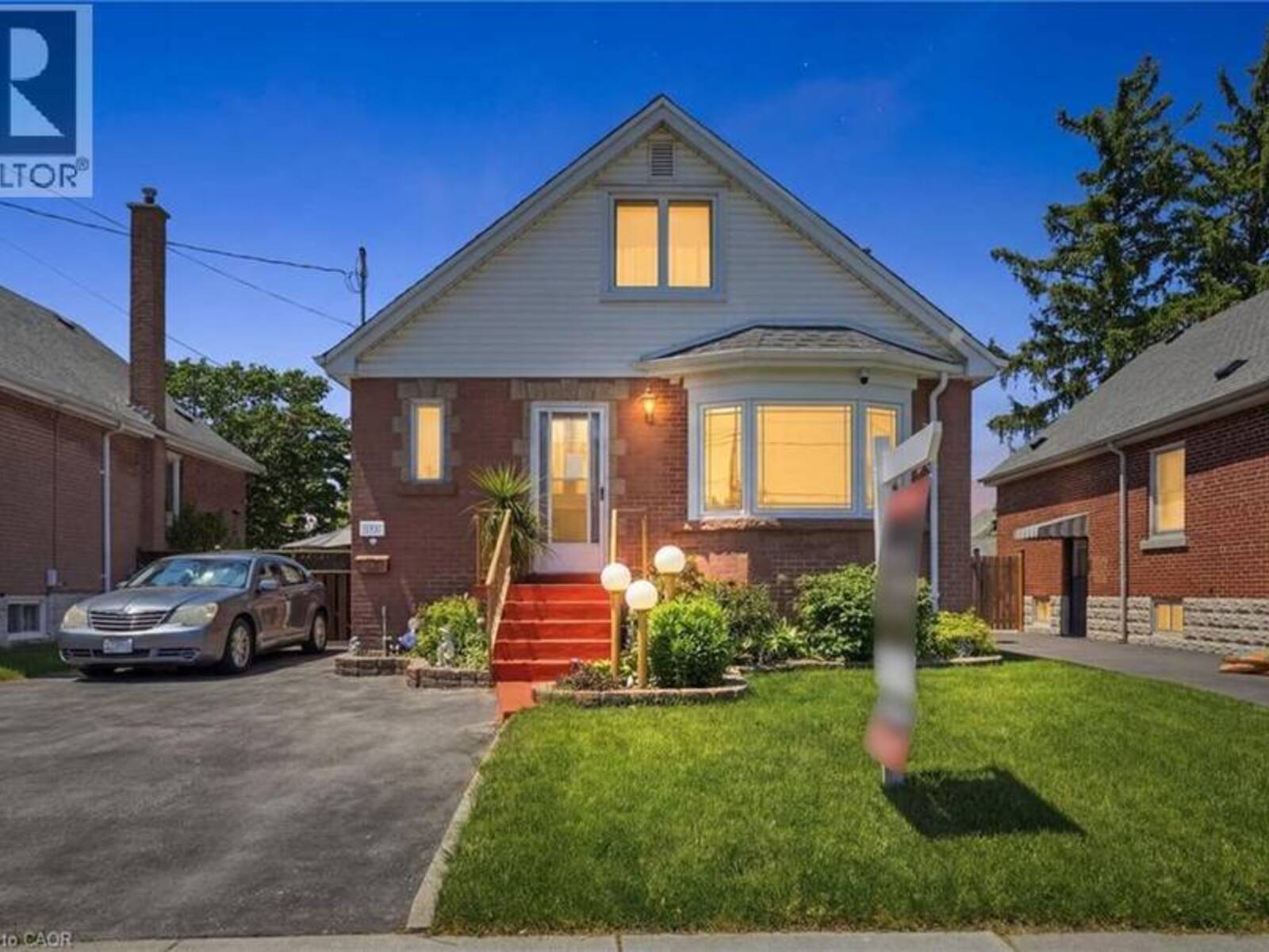 192 PARKDALE Avenue S, Hamilton, Ontario L8K 3P4