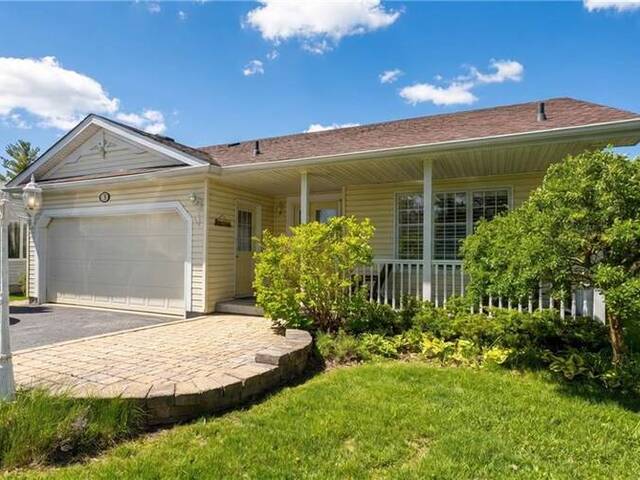 148 GLENARIFF Drive Hamilton Ontario, L8B 1A5 - 2 Bedrooms Home For Sale