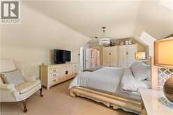 3040 FIRST Street | Burlington Ontario | Slide Image Sixteen