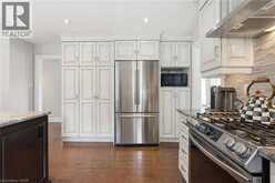 28 DEERVIEW Avenue | Ancaster Ontario | Slide Image Twelve