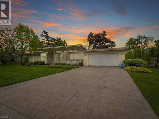 899 NIAGARA Parkway Fort Erie Ontario, L2A 5M4 - 3 Bedrooms Home For Sale