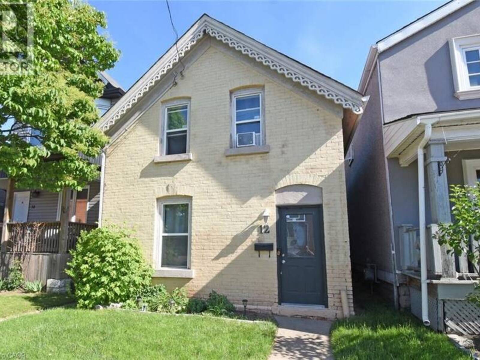 12 WOOD Street W, Hamilton, Ontario L8L 1E9