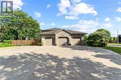 7775 ST. AUGUSTINE Crescent | Niagara Falls Ontario | Slide Image Three