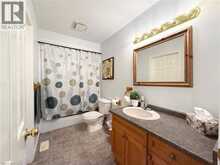 33A LINGWOOD Drive | Waterford Ontario | Slide Image Eighteen