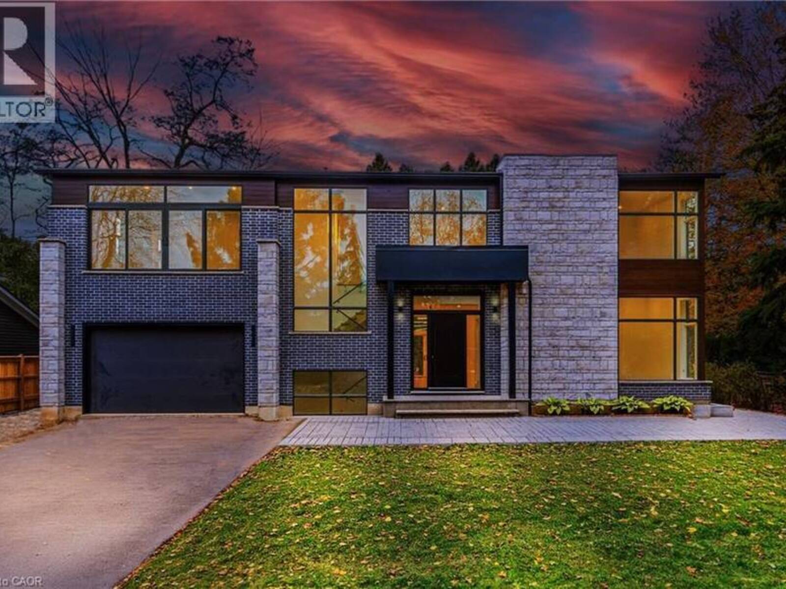 135 SECORD Lane, Burlington, Ontario L7L 2H6