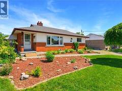 17 BROADMORE Avenue St. Catharines Ontario, L2M 6A4