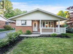 124 DUNSMERE Drive Kitchener Ontario, N2E 1V7