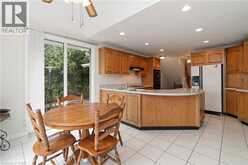 36 BUCKINGHAM Drive | Hamilton Ontario | Slide Image Thirteen