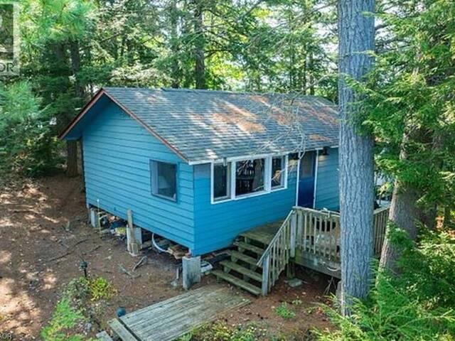 431 HEALEY LAKE Carling Ontario, P0G 1G0 - 2 Bedrooms Waterfront Home For sale
