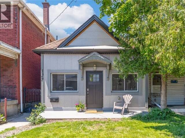 127 BARNESDALE Avenue N Hamilton Ontario, L8L 6S8 - 2 Bedrooms Home For Sale