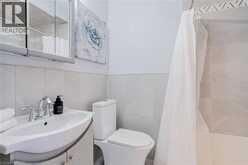 127 BARNESDALE Avenue N | Hamilton Ontario | Slide Image Nineteen