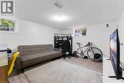 406 EAST 43RD Street | Hamilton Ontario | Slide Image Twenty-seven