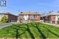 406 EAST 43RD Street | Hamilton Ontario | Slide Image Two