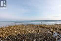 30 LAKESHORE Road | Wasaga Beach Ontario | Slide Image Thirty-two