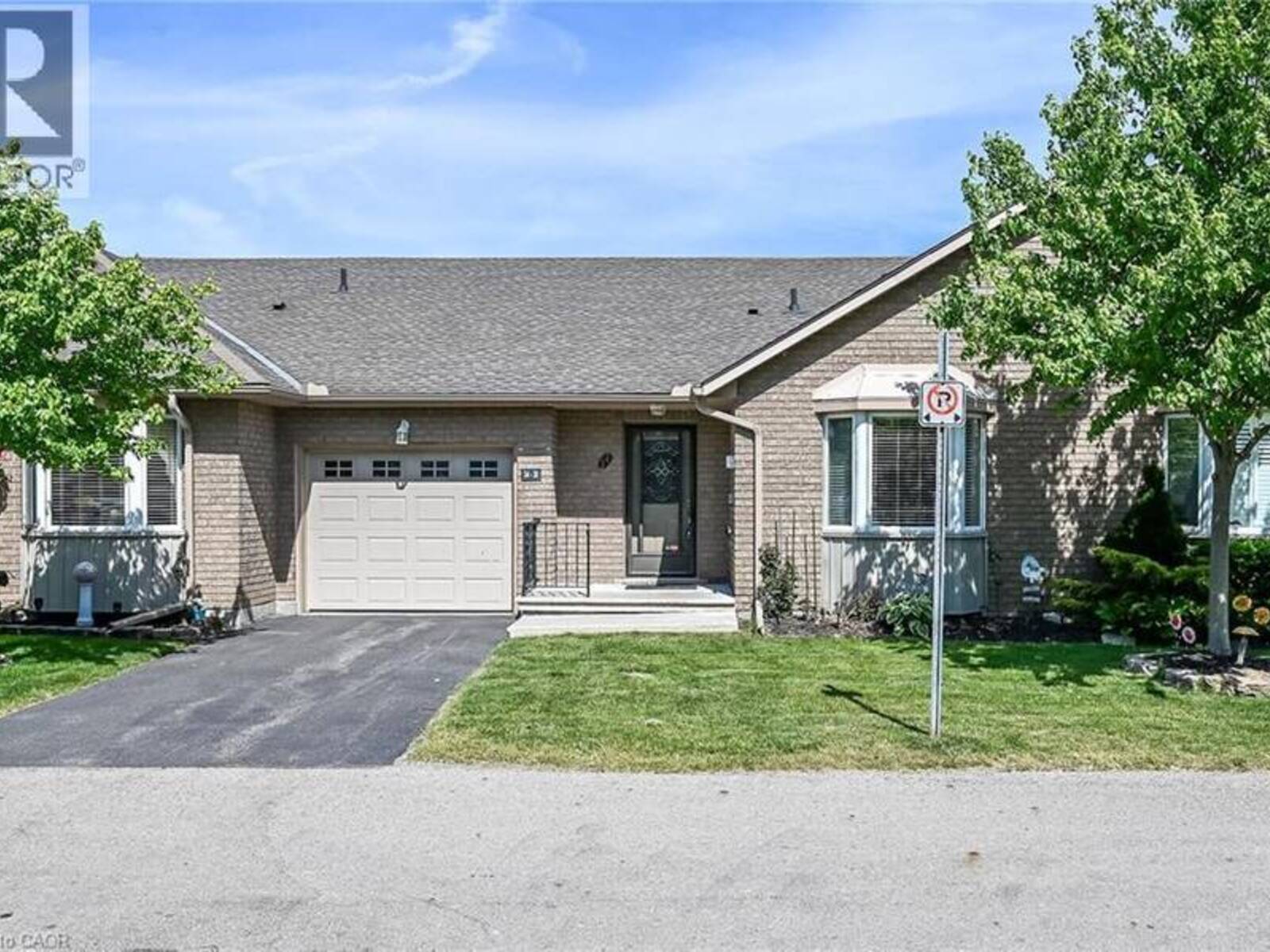 30 BRAEMAR Avenue Unit# 34, Caledonia, Ontario N3W 2M1