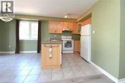 2 HARBOUR Drive Unit# 17 | Hamilton Ontario | Slide Image Sixteen