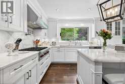 277 SHOREACRES Road | Burlington Ontario | Slide Image Fifteen