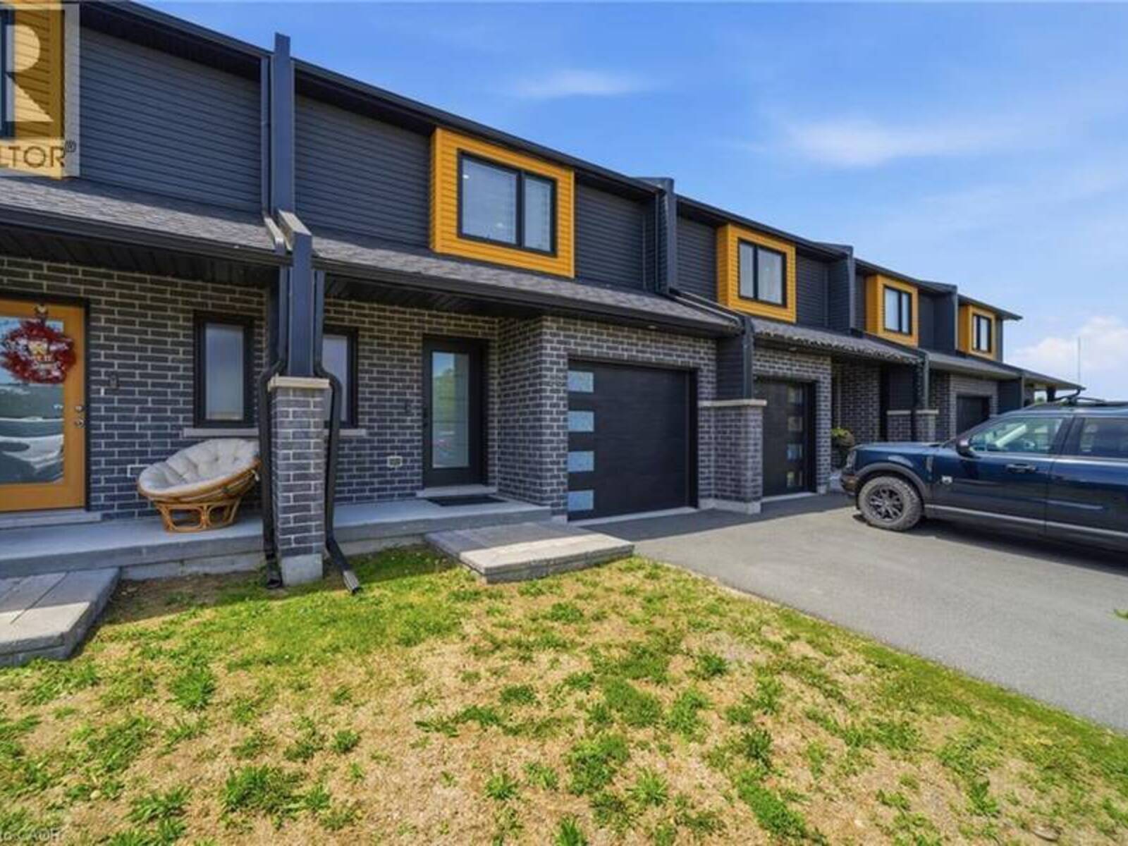20 BRITTANY Lane, Quinte West, Ontario K0K 2C0