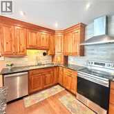 82 BLACKWOOD Crescent | Hamilton Ontario | Slide Image Four