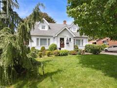 119 CHURCH Street E Delhi Ontario, N4B 1T6