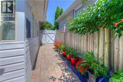 1227 VALENTINE Drive | Cambridge Ontario | Slide Image Nine