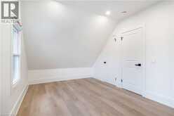 204 BALSAM Avenue S | Hamilton Ontario | Slide Image Thirty-one