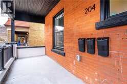 204 BALSAM Avenue S | Hamilton Ontario | Slide Image Four