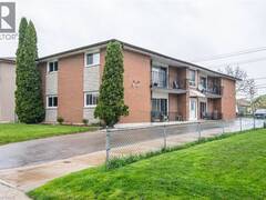 39 SECORD Avenue Kitchener Ontario, N2B 2C3