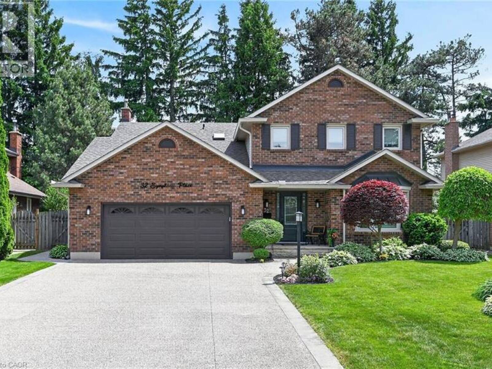 32 SYMPHONY Place, Ancaster, Ontario L9G 4V6